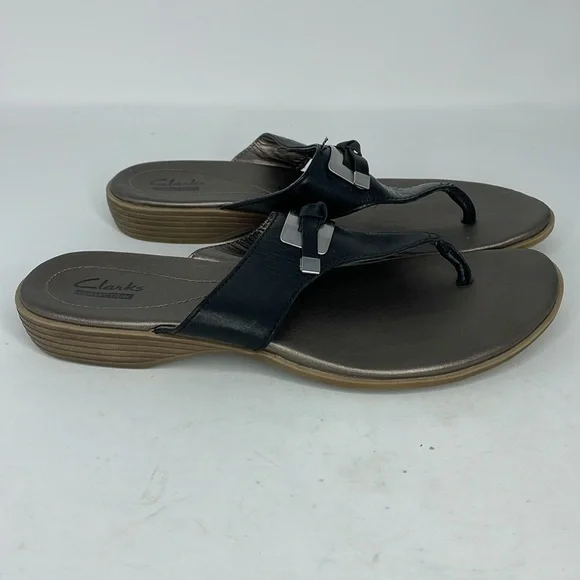 Clarks Sandals Women’s Lusine Lenox Black Leather Bow Metal Bling Size 8.5 M - Picture 3 of 8